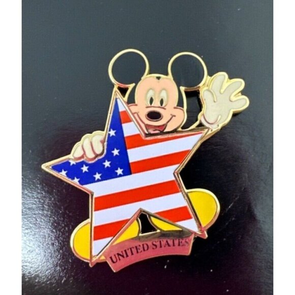 Disney Mickey Flag Series Trading Pin American Flag Star United States 7920 USA - Picture 1 of 9
